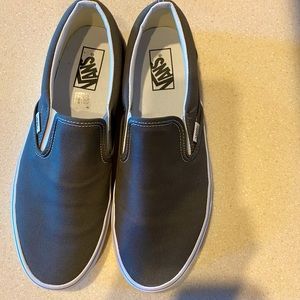 Slip on Vans dark grey size 10. Worn just once. Great condition!